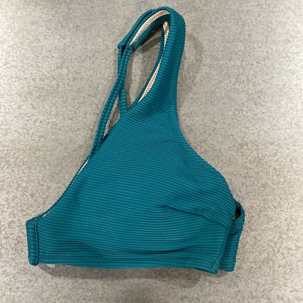 Ribbed bikini top - Picture 3 of 5